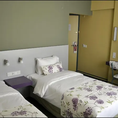 Hotell Mini Harem 3*